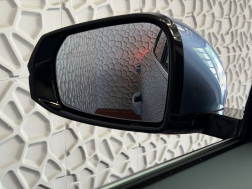 Geely Starray EM-i 1.5 PHEV PRO | STOEL- & STUURVERWARMING | 360&deg; CAMERA ActivLease financial lease
