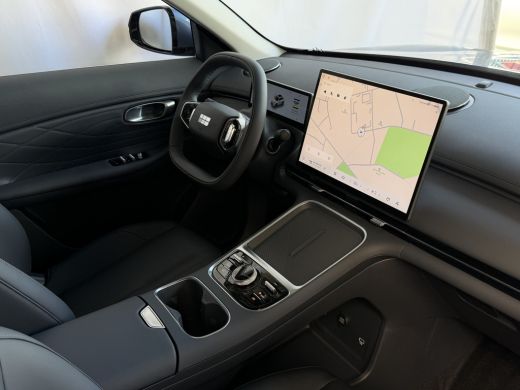 Geely Starray EM-i 1.5 PHEV PRO | STOEL- & STUURVERWARMING | 360&deg; CAMERA ActivLease financial lease