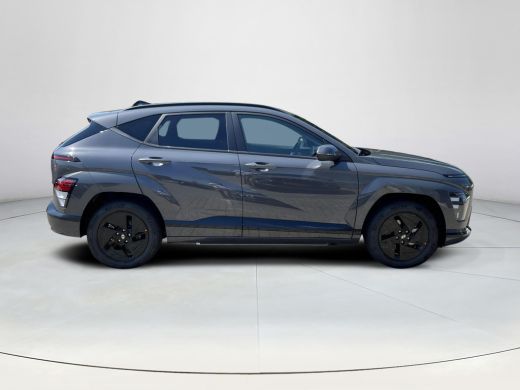Hyundai Kona Long Range Pure Edition 64.8 kWh | Comfort Pack | WK Deal | | Uit voorraad leverbaar! | Achteruit... ActivLease financial lease