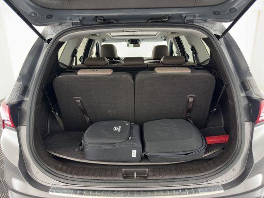 Hyundai Santa Fe 1.6 T-GDI Comfort Smart Sky AWD [ 7-Pers. ] {SoH-100%} (Plug-In) (INCL-BTW) *PANO | LEATHER | FUL... ActivLease financial lease