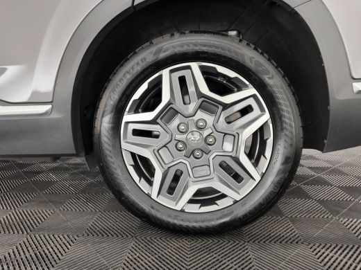 Hyundai Santa Fe 1.6 T-GDI Comfort Smart Sky AWD [ 7-Pers. ] {SoH-100%} (Plug-In) (INCL-BTW) *PANO | LEATHER | FUL... ActivLease financial lease