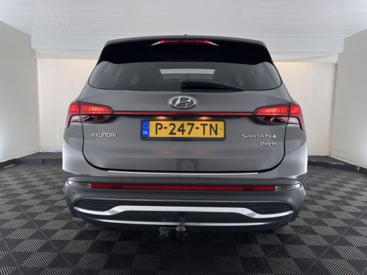 Hyundai Santa Fe 1.6 T-GDI Comfort Smart Sky AWD [ 7-Pers. ] {SoH-100%} (Plug-In) (INCL-BTW) *PANO | LEATHER | FUL... ActivLease financial lease