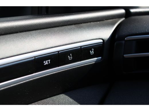 Hyundai Tucson 1.6 T-GDI HEV Premium | Airco (automatisch) | Lichtmetalen velgen 19" | Navigatiesysteem full map ActivLease financial lease