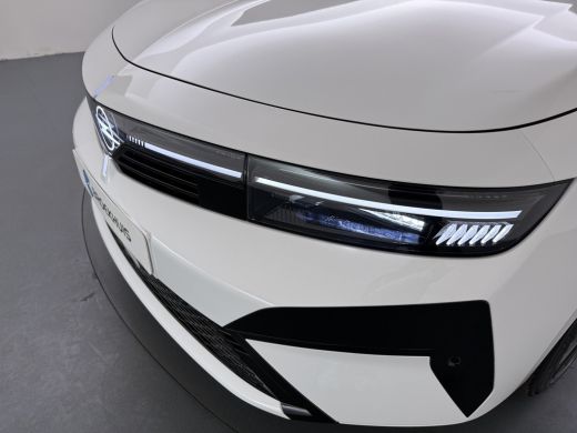 Opel Astra GS - Plug-In Hybrid | 3,7 kW boordlader | 7,4 kW boordlader | Achteruitrijcamera 180&deg; ActivLease financial lease