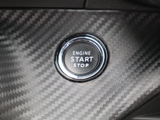 Peugeot 2008 1.2 PureTech GT Camera | Trekhaak | Parkeersensoren | Cruise Control | Apple Carplay/Android Auto... ActivLease financial lease