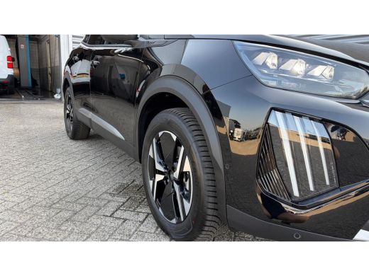 Peugeot 2008 GT | Active Safety Brake met camera en radar (automatisch noodremsysteem) met Distance Alert (waa... ActivLease financial lease