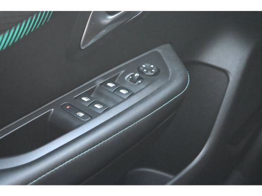 Peugeot 208 1.2 PureTech Allure Pack | Adaptive Cruise | Navigatie | Achteruitrijcamera | Full-LED | Dealeron... ActivLease financial lease