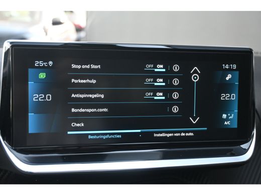 Peugeot 208 1.2 PureTech Allure Pack | Adaptive Cruise | Navigatie | Achteruitrijcamera | Full-LED | Dealeron... ActivLease financial lease