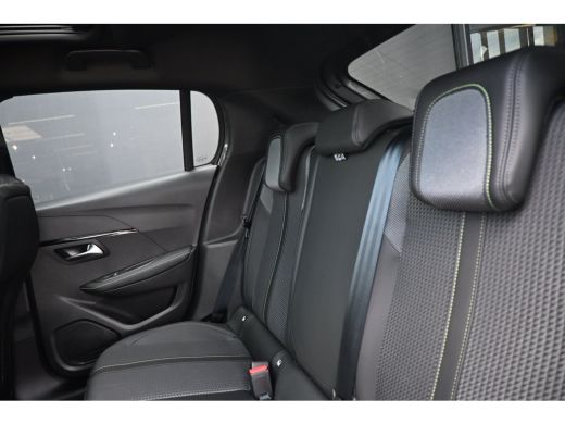 Peugeot 208 1.2 PureTech GT | Panoramadak | Achteruitrijcamera | Navigatie | Dodehoek-Detectie | Sfeerverlich... ActivLease financial lease