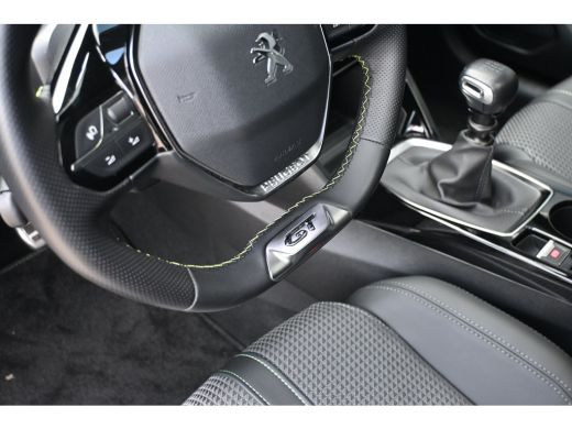 Peugeot 208 1.2 PureTech GT | Panoramadak | Achteruitrijcamera | Navigatie | Dodehoek-Detectie | Sfeerverlich... ActivLease financial lease
