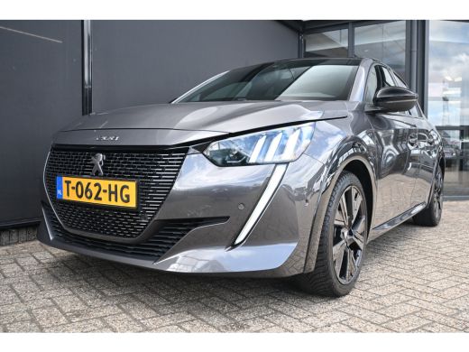Peugeot 208 1.2 PureTech GT | Panoramadak | Achteruitrijcamera | Navigatie | Dodehoek-Detectie | Sfeerverlich... ActivLease financial lease