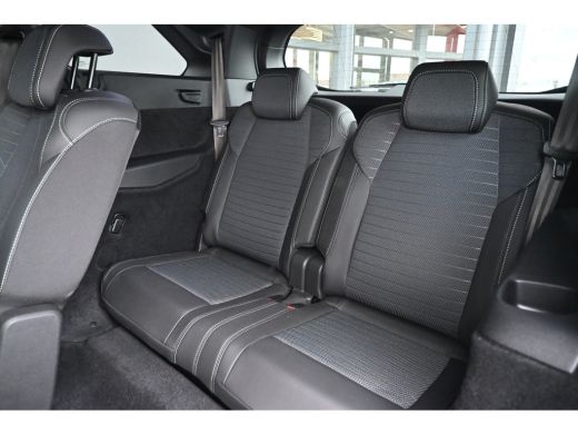 Peugeot 5008 1.2 Hybrid 145 GT 7p Tot 8 Jaar Garantie! | Stoelverwarming | LED-Matrix | Navigatie | Adaptive C... ActivLease financial lease