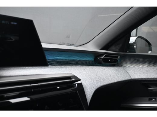 Peugeot 5008 1.2 Hybrid 145 GT 7p Tot 8 Jaar Garantie! | Stoelverwarming | LED-Matrix | Navigatie | Adaptive C... ActivLease financial lease
