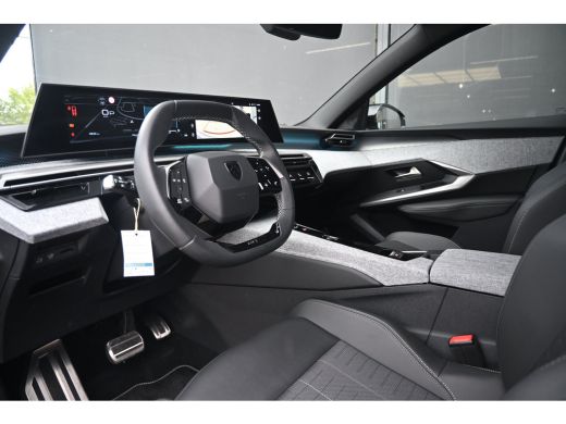 Peugeot 5008 1.2 Hybrid 145 GT 7p Tot 8 Jaar Garantie! | Stoelverwarming | LED-Matrix | Navigatie | Adaptive C... ActivLease financial lease