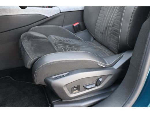 Peugeot 5008 1.2 Hybrid 145 GT Tot 8 Jaar Garantie! | Schuif-/Kanteldak | Elekt. Achterklep | Memory Stoel | D... ActivLease financial lease