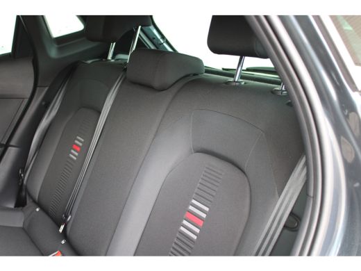 Seat Ibiza 1.0 EcoTSI FR Business Intense | Navigatiesysteem | Climate control | Achteruitrijcamera | Apple ... ActivLease financial lease