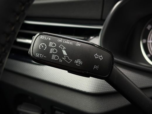 Skoda Kamiq 1.0 TSI 110 pk Ambition | Apple Carplay | Cruise control | Lane Assist | ActivLease financial lease