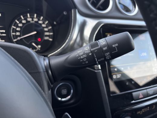 Suzuki Vitara 1.4 Boosterjet Smart Hybrid Style Automaat | Climate Control | Adaptive Cruise Control | Stoelver... ActivLease financial lease