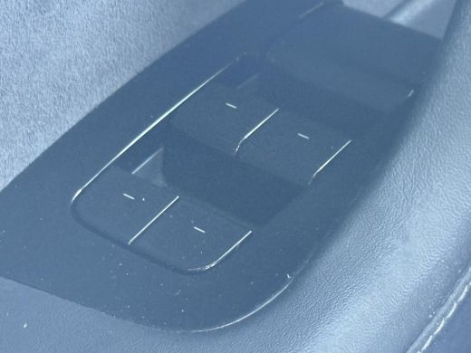 Tesla Model 3 Performance AWD 75 kWh SOH 87,4% / Autopilot / 463 PK / Performance / 20'' LMV / Panoramadak / 3 ... ActivLease financial lease