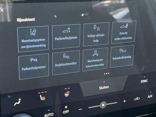 Toyota C-HR+ First Edition 77 kWh | Metal Oxide | 20 inch LM-velgen | Nieuw uit voorraad leverbaar | ActivLease financial lease