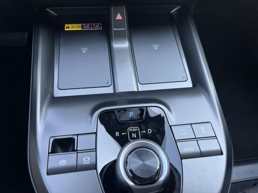 Toyota C-HR+ First Edition 77 kWh | Metal Oxide | 20 inch LM-velgen | Nieuw uit voorraad leverbaar | ActivLease financial lease