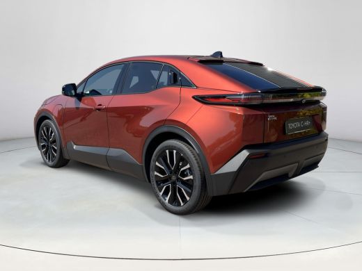 Toyota C-HR+ First Edition 77 kWh | Metal Oxide | 20 inch LM-velgen | Nieuw uit voorraad leverbaar | ActivLease financial lease