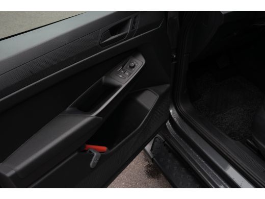 Volkswagen Caddy 2.0 TDI 1st | DSG 122 pk | Led | Digitaal Display | Trekhaak | Camera | Side Bars ActivLease financial lease