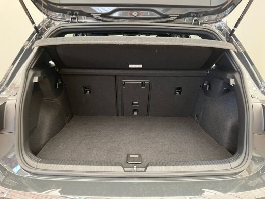 Volkswagen Golf 1.4 eHybrid GTE Adaptieve Cruise | Climate | Stoel & Stuurverwarming | Parkeersensoren Rondom | L... ActivLease financial lease