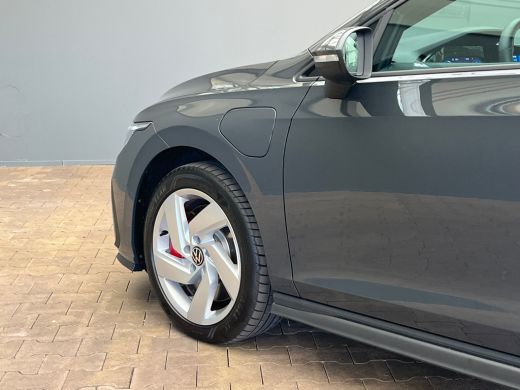 Volkswagen Golf 1.4 eHybrid GTE Adaptieve Cruise | Climate | Stoel & Stuurverwarming | Parkeersensoren Rondom | L... ActivLease financial lease