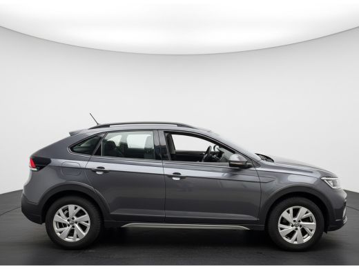 Volkswagen Taigo TSI 110PK DSG LIFE BUSINESS CAMERA/ACC/NAVI/CARPLAY ActivLease financial lease