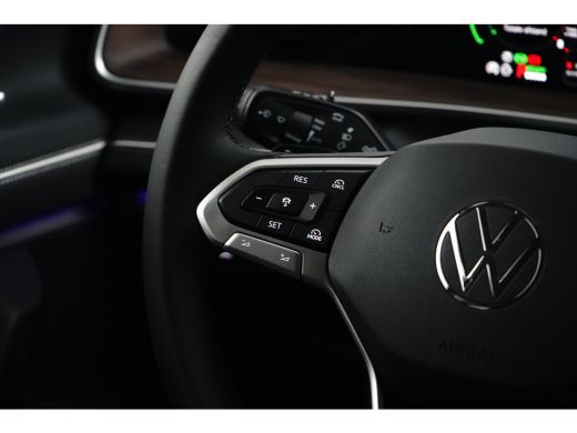 Volkswagen Tayron 1.5 eHybrid 204PK Elegance | Achteruitrijcamera | Rondomzicht camera | Trekhaak elektrisch uitkla... ActivLease financial lease
