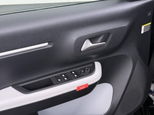 Citroën &euml;-C3 Max 113pk 44 kWh RIJKLAARPRIJS | FABR. GARANTIE t/m 01-2027 | ACCU GARANTIE t/m 01-2033/160.000km ActivLease financial lease