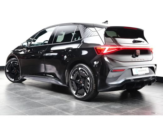 CUPRA Born Performance 82 kWh 231PK | HEAD-UP | 360 CAM. | STOEL + STUURVERW. | APP. CONNECT | NAVIGATIE | E... ActivLease financial lease
