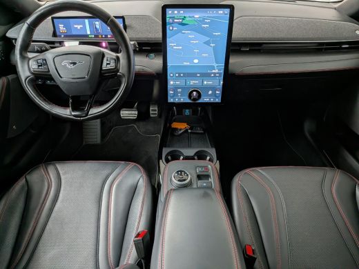 Ford Mustang Mach-E Mach-E AWD 75 kWh | 94,5% SoH | Technology Plus Pack | Achteruitrijcamera | Airco (automatisch) |... ActivLease financial lease