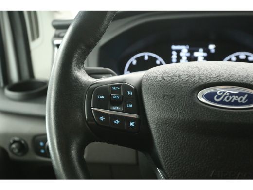 Ford Transit 2.0 TDCI L2H2 Limited | Aut. | Airco | Cruise | Carplay | 3 Zits | Trekhaak | Navi | Bi-Xenon | P... ActivLease financial lease