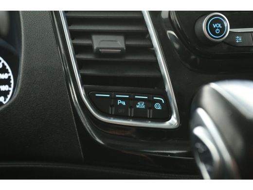 Ford Transit 2.0 TDCI L2H2 Limited | Aut. | Airco | Cruise | Carplay | 3 Zits | Trekhaak | Navi | Bi-Xenon | P... ActivLease financial lease