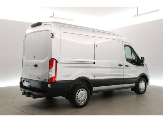 Ford Transit 2.0 TDCI L2H2 Limited | Aut. | Airco | Cruise | Carplay | 3 Zits | Trekhaak | Navi | Bi-Xenon | P... ActivLease financial lease