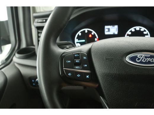 Ford Transit Custom 2.0 TDCI L2H1 Trend | DC | 6 Zits | Airco | Cruise | Parkeersensoren ActivLease financial lease
