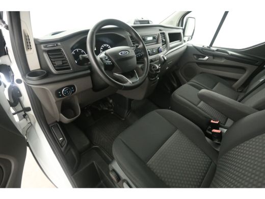 Ford Transit Custom 2.0 TDCI L2H1 Trend | DC | 6 Zits | Airco | Cruise | Parkeersensoren ActivLease financial lease