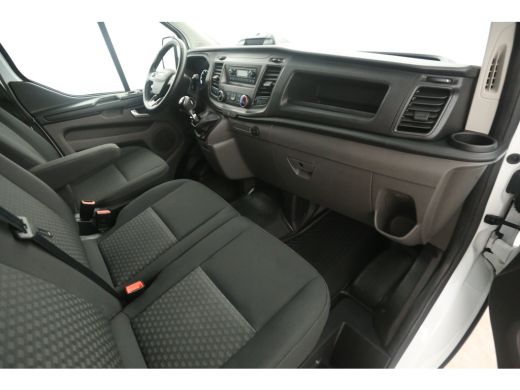 Ford Transit Custom 2.0 TDCI L2H1 Trend | DC | 6 Zits | Airco | Cruise | Parkeersensoren ActivLease financial lease
