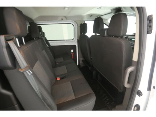 Ford Transit Custom 2.0 TDCI L2H1 Trend | DC | 6 Zits | Airco | Cruise | Parkeersensoren ActivLease financial lease