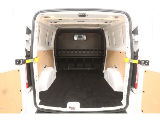 Ford Transit Custom 2.0 TDCI L2H1 Trend | DC | 6 Zits | Airco | Cruise | Parkeersensoren ActivLease financial lease