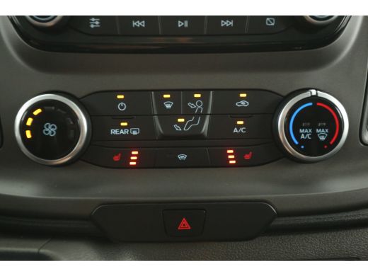 Ford Transit Custom EcoBoost L1H1 PHEV | Airco | Cruise | 3 Zits | Camera | Carplay | Parkeersens. ActivLease financial lease
