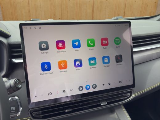 Lynk & Co 01 More | Panoramadak | 360 camera | Stoel + Stuurverwarming |Adaptieve cruise control | BLIS | ActivLease financial lease