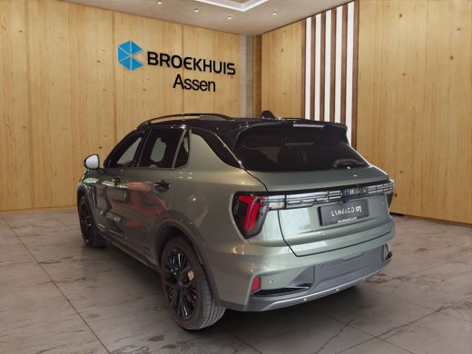 Lynk & Co 01 More | Panoramadak | 360 camera | Stoel + Stuurverwarming |Adaptieve cruise control | BLIS | ActivLease financial lease