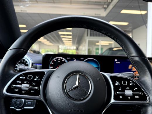 Mercedes-Benz CLA Shooting Brake 200 d Business Luxury NL. Auto, Widescreen, Sfeerverlichting ActivLease financial lease