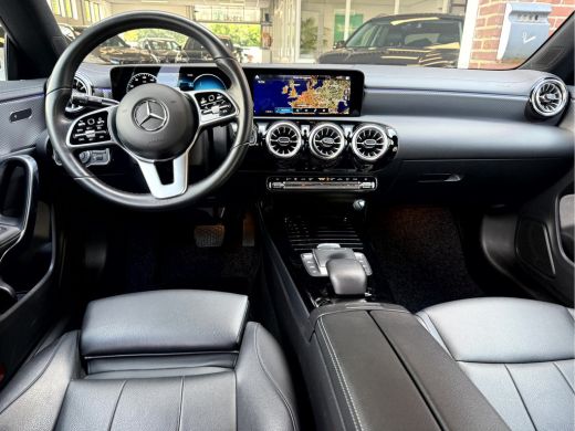 Mercedes-Benz CLA Shooting Brake 200 d Business Luxury NL. Auto, Widescreen, Sfeerverlichting ActivLease financial lease