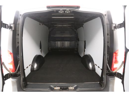 Mercedes-Benz Vito 114 CDI Lang | Automaat | Airco | Cruise | Camera | Carplay | 3 Zits | Trekhaak ActivLease financial lease