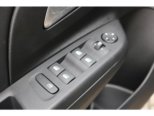 Opel Corsa GS | Dode hoek waarschuwing | Infotainment pakket | LED koplampen met LED dagrijverlichting ActivLease financial lease