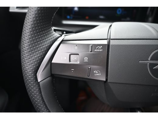 Opel Grandland 1.6 Turbo Plug-in-Hybrid GS 195pk | Schuif-/Kanteldak | HeadUp-Display | LED-Adaptive | 7,4kW Lad... ActivLease financial lease